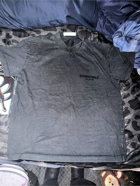 Essentials Fear of God Essentials T-Shirt Short Sleeve Tee in Black size xsmall